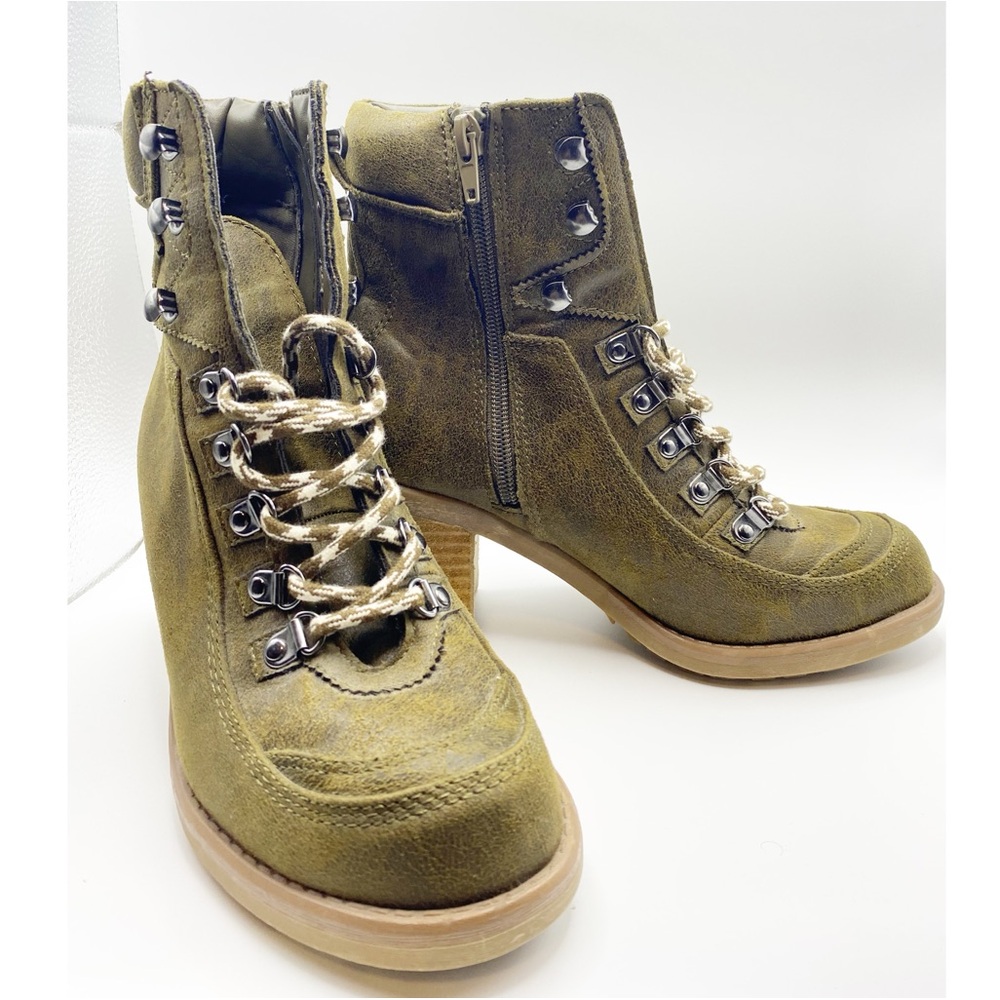 Carlos Santana Ardent heeled boots olive green 6.5 NEW